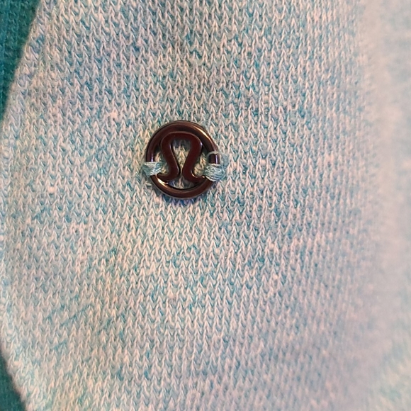 Lululemon size 4 blue zip up sweater - Picture 3 of 3